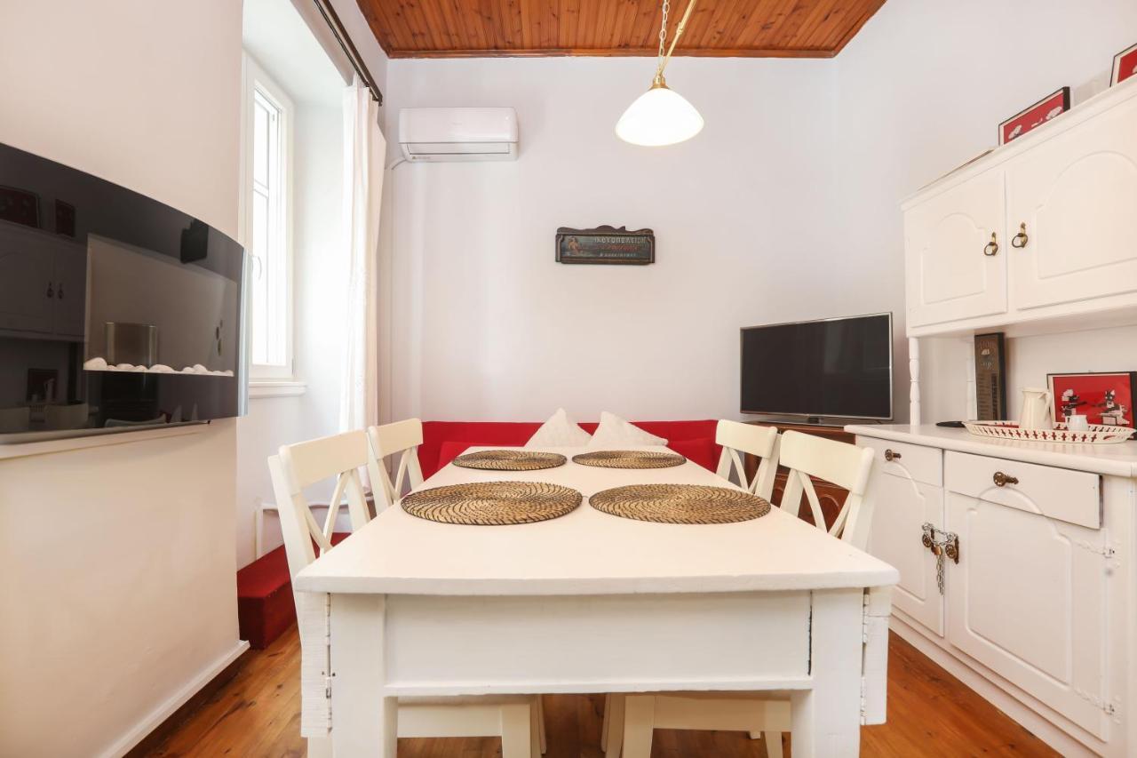 Liston Anastasia Apartment
